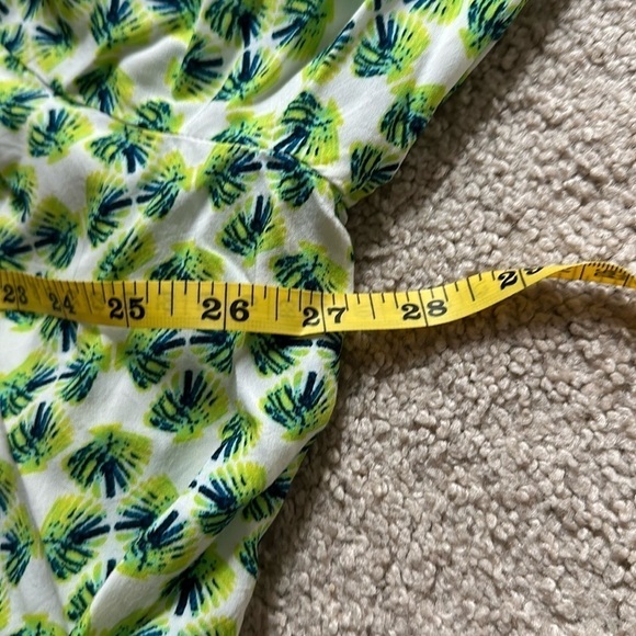 Tropical Print Blouse - Picture 5 of 7